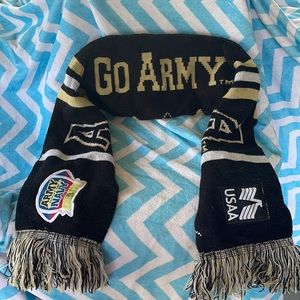 Official “Go Army” scarf
